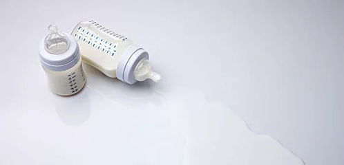 国家食药监总局批准9家企业共31个婴幼儿乳粉产品配方注册，推动母婴用品市场规范化